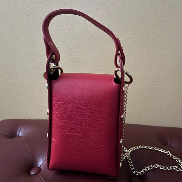 New w/tags Leather crossbody phone holder - Picture 5 of 8